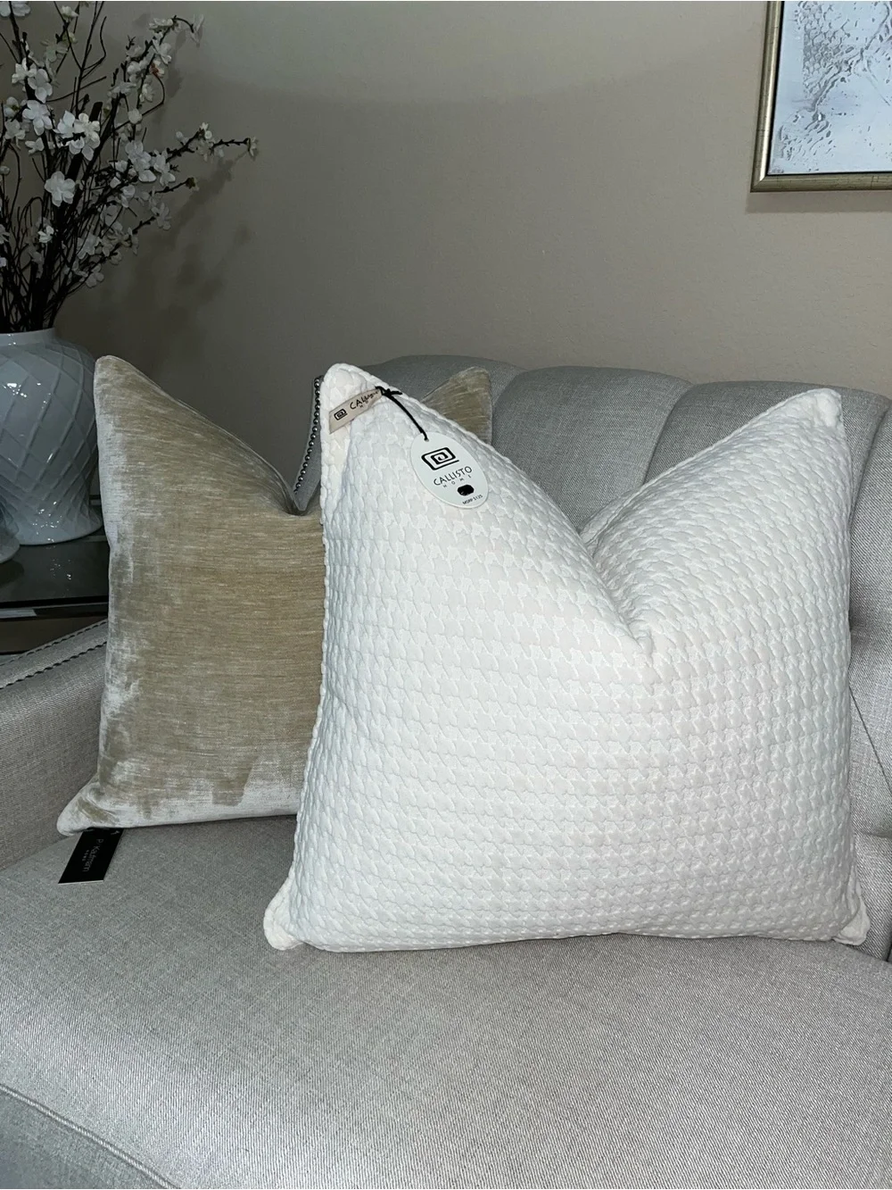 1-NWT P/Kaufmann luxe Champagne velvet luxury decorative pillow